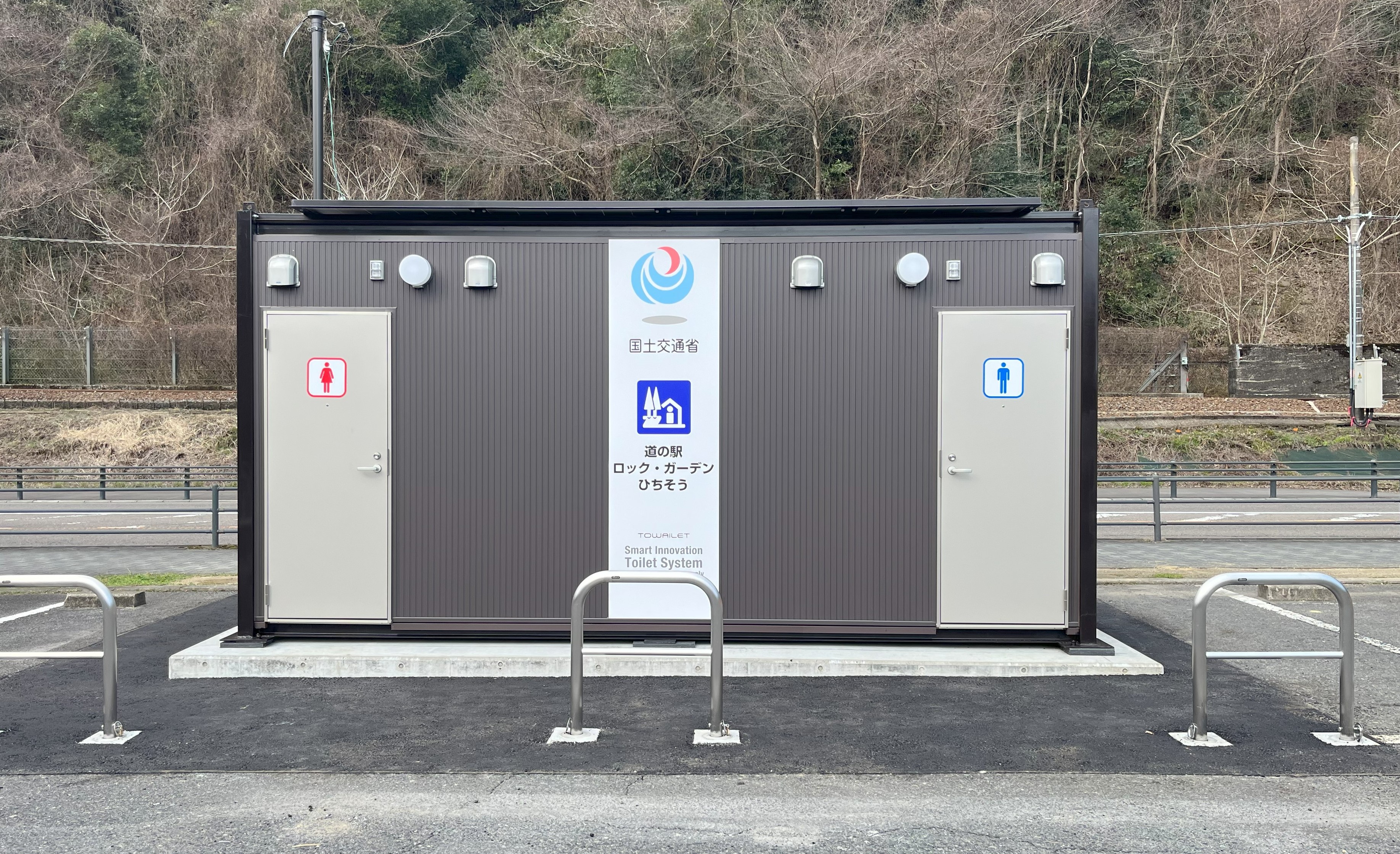 続々とトワイレが設置されています② 自己処理型水洗トイレ TOWAILET